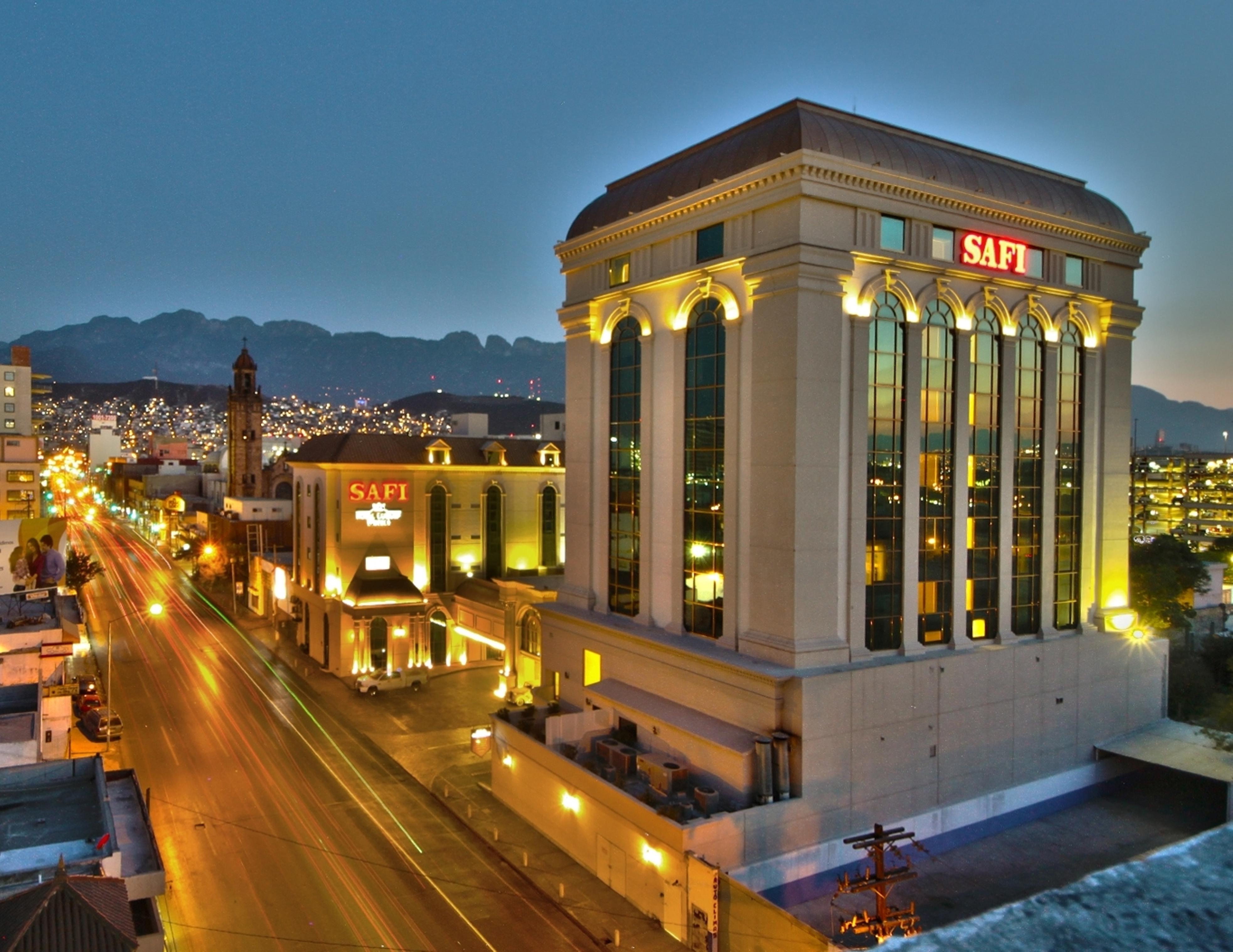 Hotel Safi Royal Luxury Centro Monterrey Exterior foto SAFT headquarters in Athens