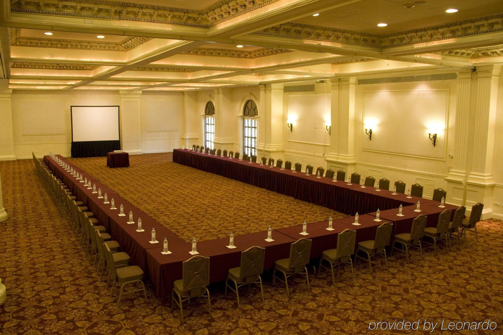 Hotel Safi Royal Luxury Centro Monterrey Einrichtungen foto The ballroom