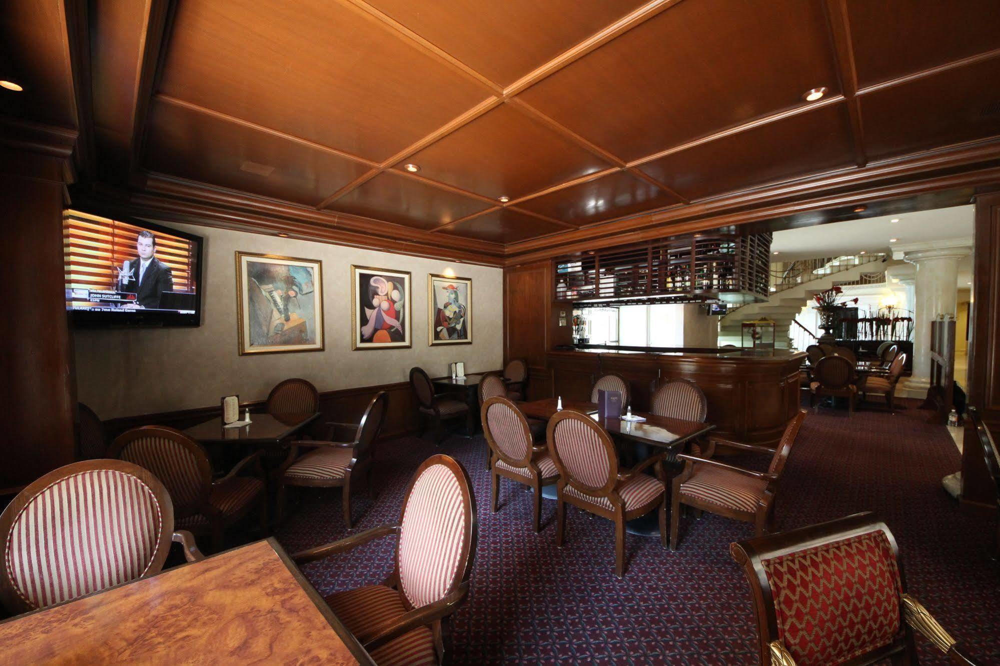 Hotel Safi Royal Luxury Centro Monterrey Exterior foto The interior of the club